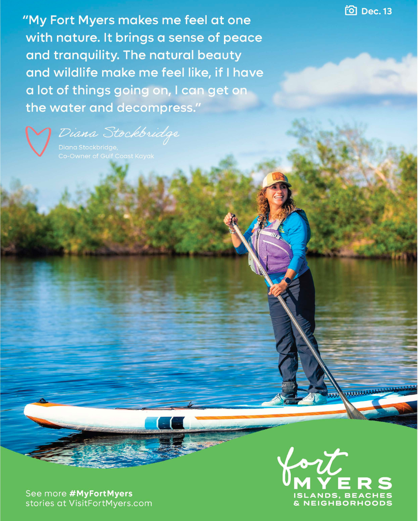 Eine Frau steht auf einem Paddleboard in einer Printanzeige mit der My Fort Myers-Kampagne.