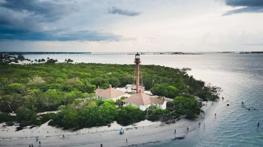 Lighthouse Beach Park