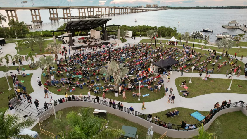 Luminary Hotel - Caloosa Sound Amphitheater