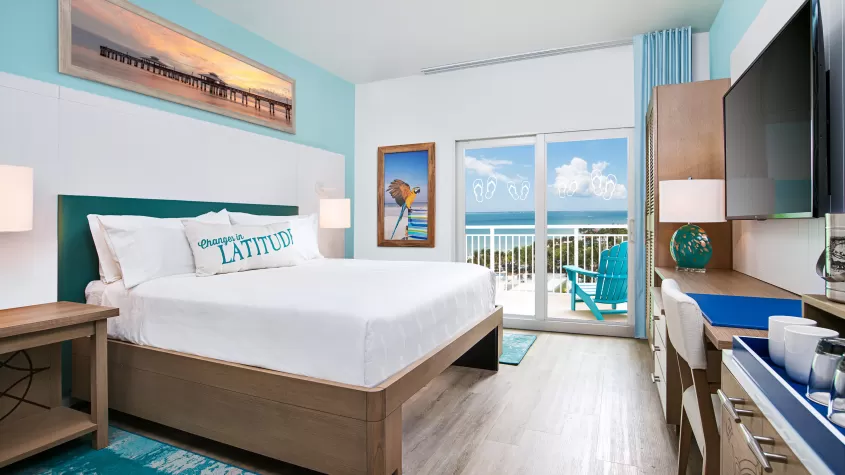 Premium Zimmer mit Kingsize-Bett und Blick auf den Golf