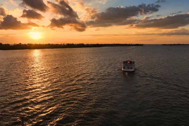 Captiva Cruises
