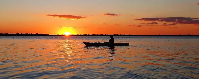 Puesta de sol en kayak