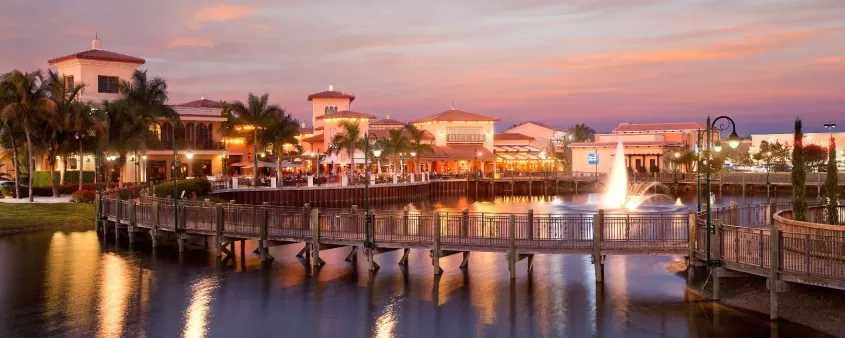 Coconut Point Mall