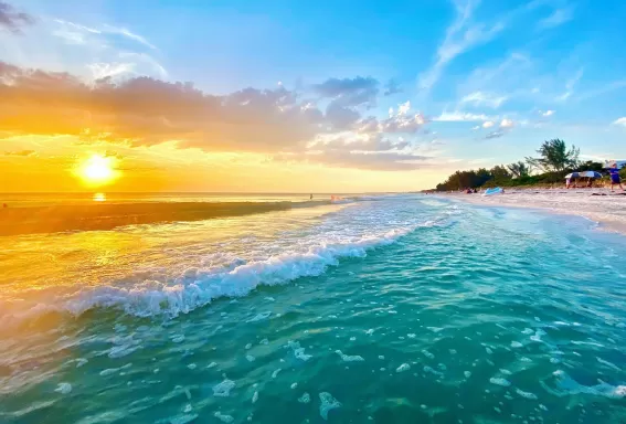 Atardecer en la playa de Sanibel