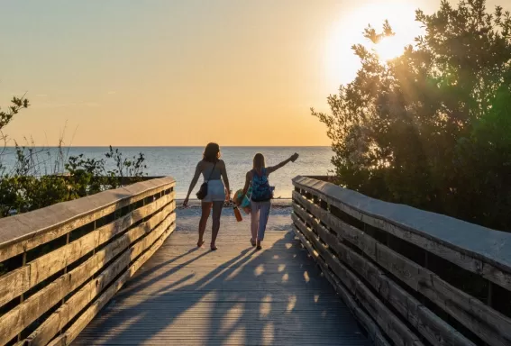 Trail Promenade Strand Himmel Sonne Freunde