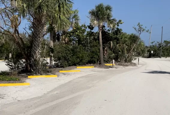 Parking lot at Bowmans Beach