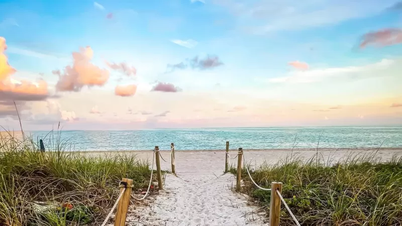 caminos de acceso a la playasunset_captiva_mylittlelifesjourneys_2021_06.jpg