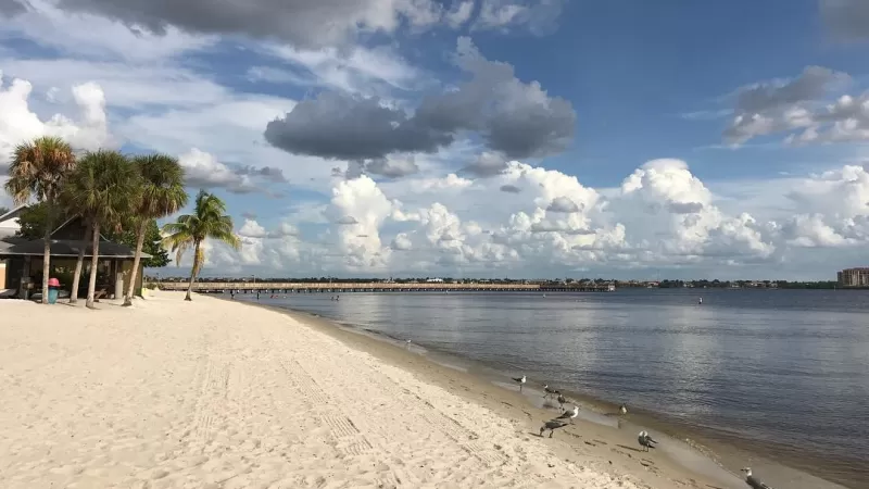 Strandtag im Yachtclub