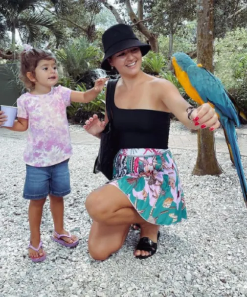 A mom and daughter experience the Wild Wonders Animal Encounters