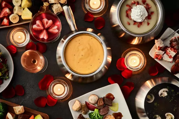 Fondue en mesa de comedor