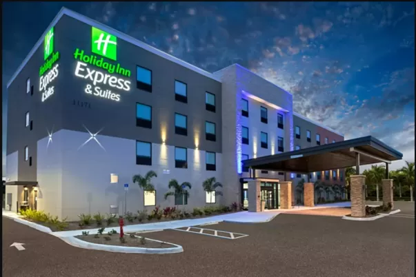 Außenansicht des Holiday Inn Express &Suites FMB - Sanibel Gateway