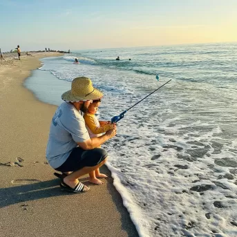Beach Fish Fishing Family Dad