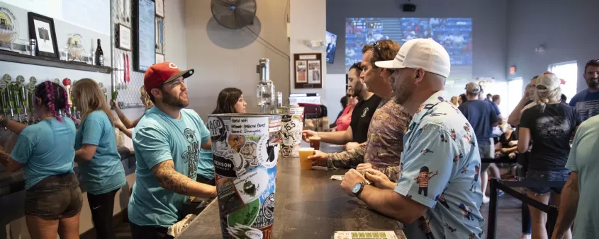 Fort Myers Brewing customers order at the bar